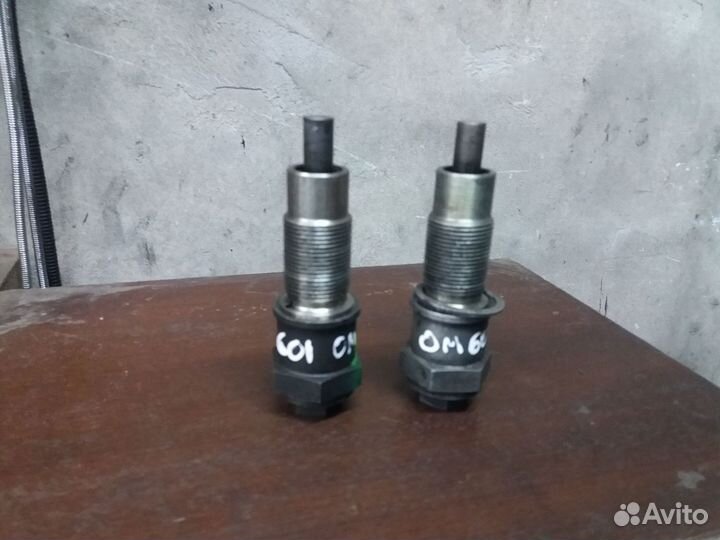 Натяжитель цепи грм mb om601 2.0d