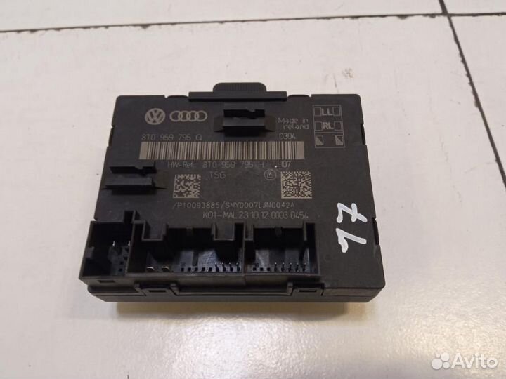 Блок управления дверями Audi A5 8T 8TA