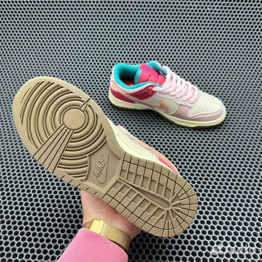 Nike Social Status x Dunk Low PS Strawberry Milk
