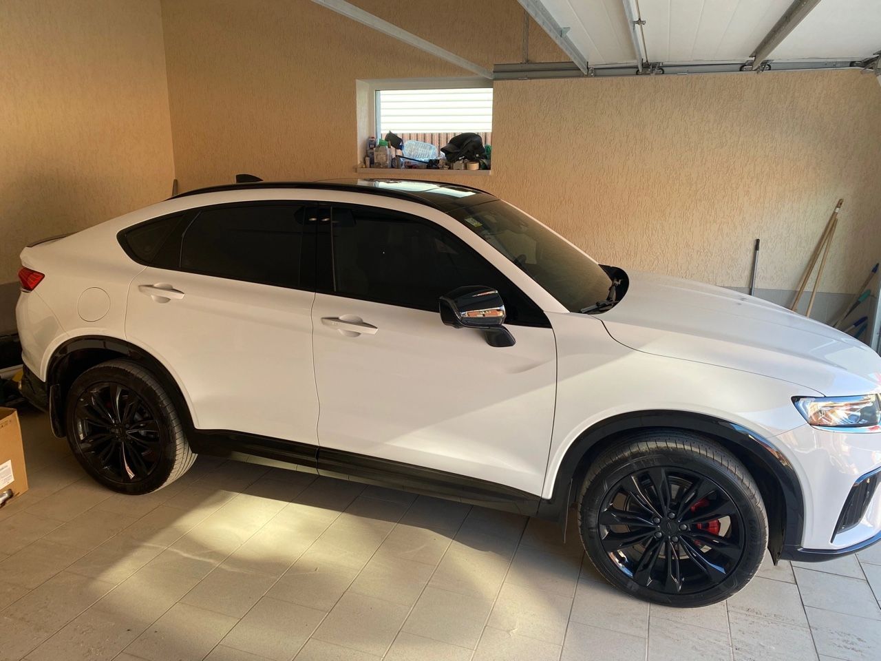 Geely Tugella: фото владельца