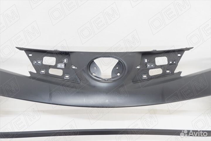 Бампер передний Toyota RAV4 2012-2015