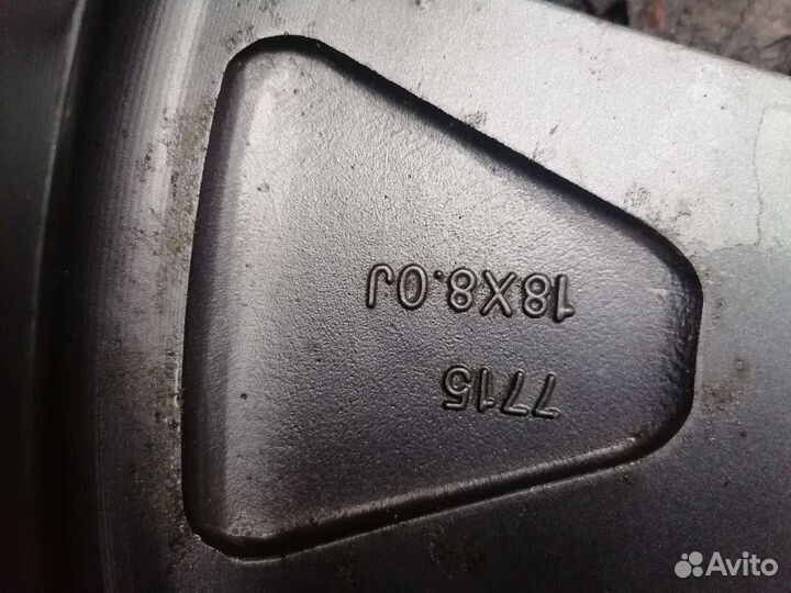 Диски литые R18 на фольцваген touareg