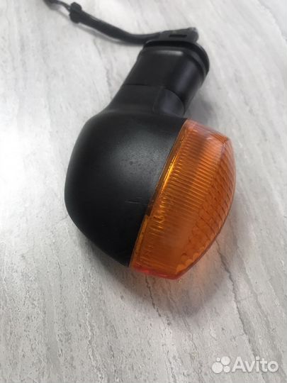 Поворотник передний, правый (yamaha)