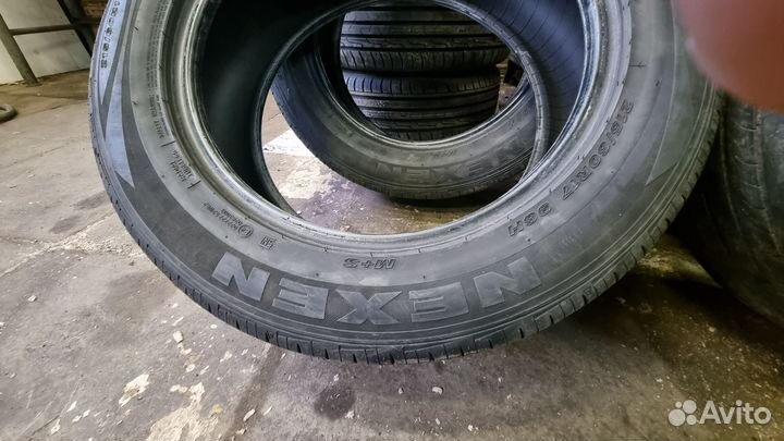 Nexen Classe Premiere 672 215/60 R17 96H