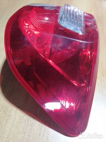 Фонарь задний наружный правый Toyota Camry V50