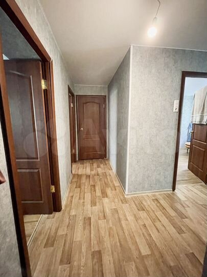3-к. квартира, 60 м², 1/5 эт.