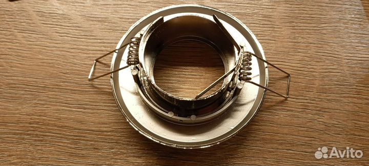Точечные встраиваемые светильники
