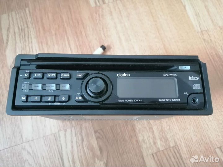 Магнитола clarion