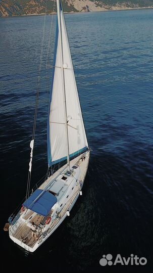 Морские прогулки яхта