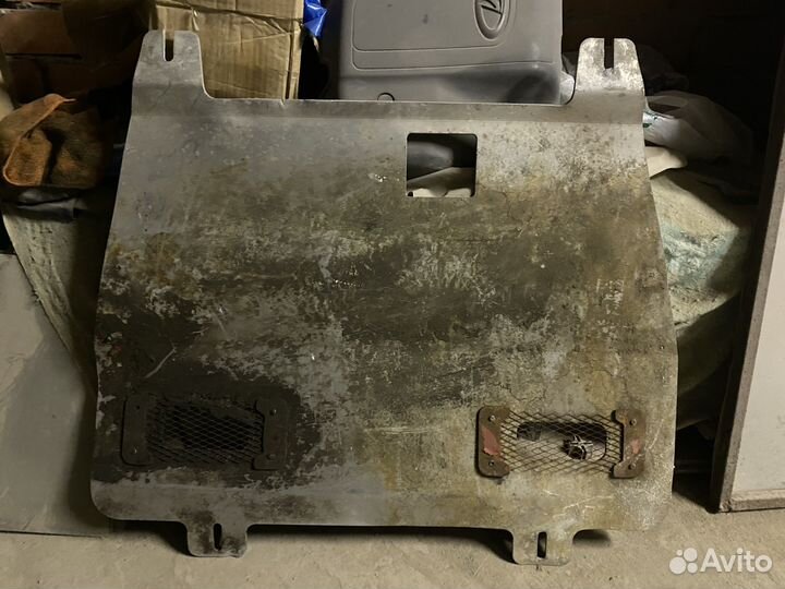 Защита картера (двигателя)