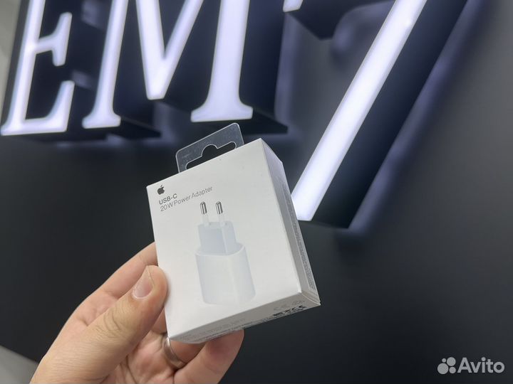 Блок питания apple 20w Type -C