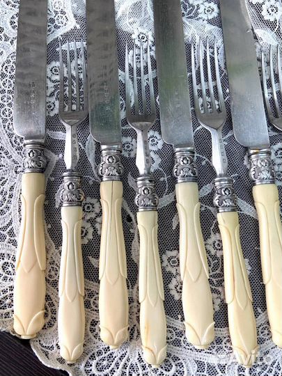 Винтажный английский набор столовых приборов
