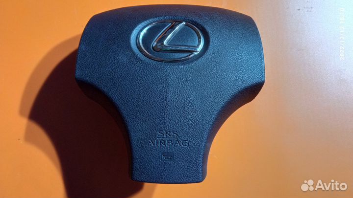 Подушка безопасности в руль для Lexus IS 250