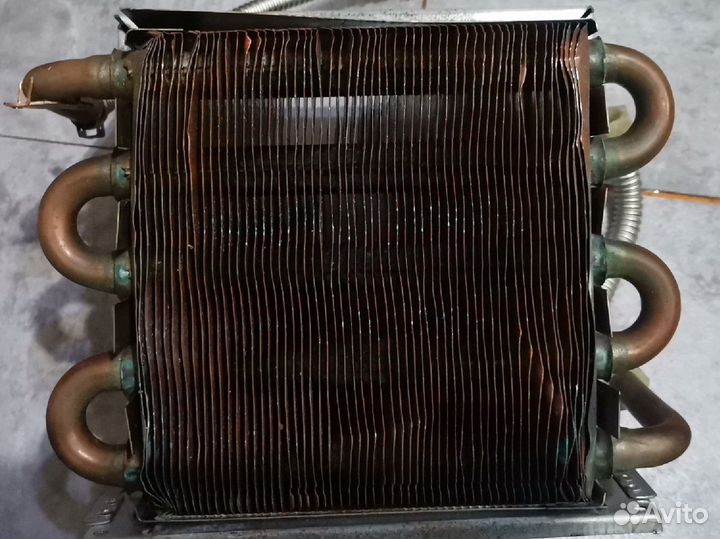 Радиатор от газовой колонки Neva 4508 в кожухе