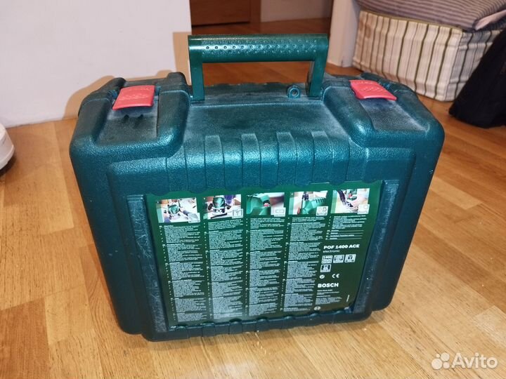Фрезер Bosch POF 1400 ACE