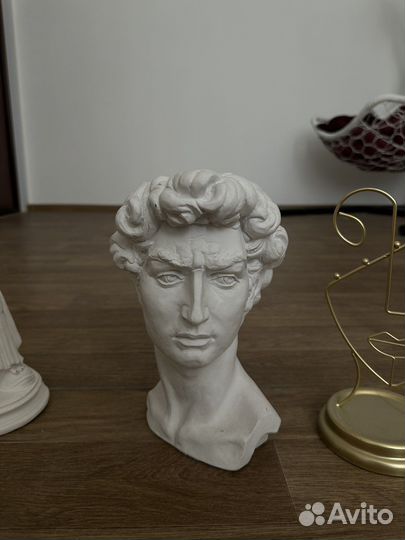 Украшения для интерьера