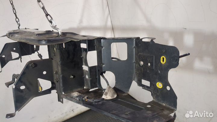 Рамка передняя Volvo XC90