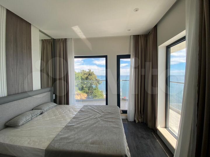 Апартамент 4 * на берегу моря