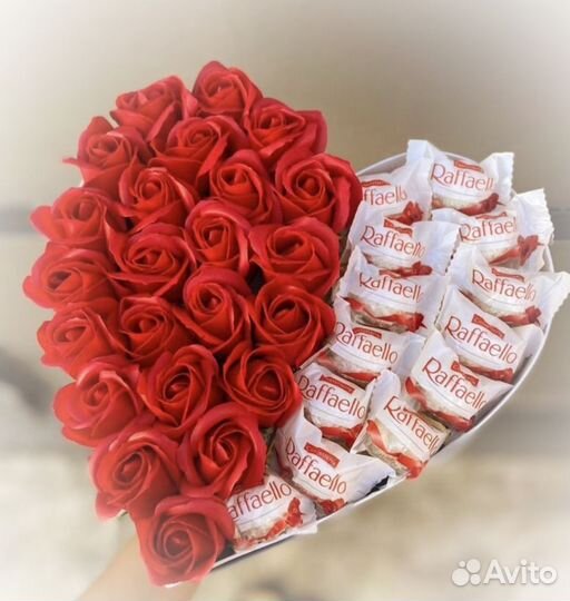 Мыльные розы с конфетами