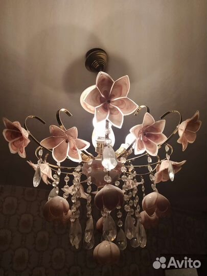 Люстра фарфоровая