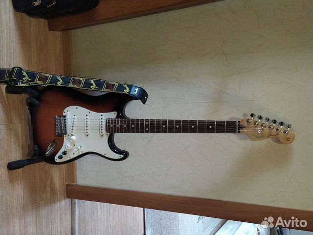 Fender Stratocaster VG Roland