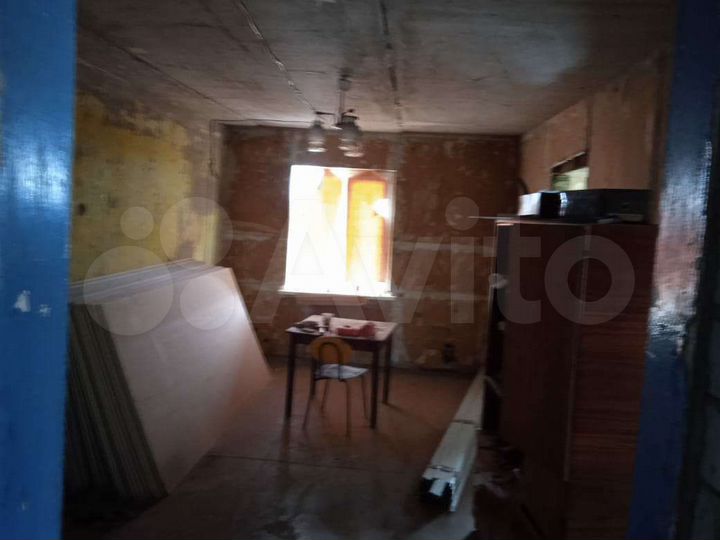 3-к. квартира, 90 м², 1/1 эт.