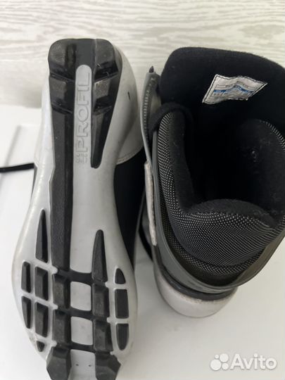 Беговые лыжи atomic