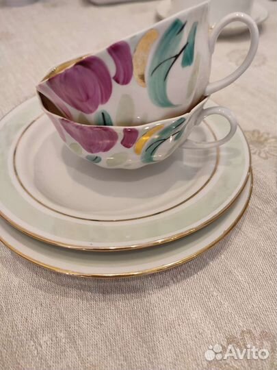 Фарфоровые чашки