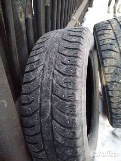 Bridgestone Ice Cruiser 7000 175/65 R14 82T