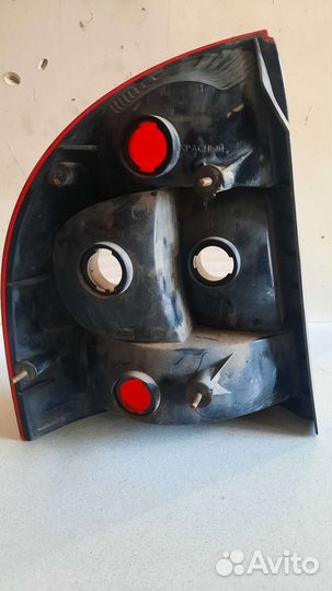 Фонарь задний правый LADA Kalina седан