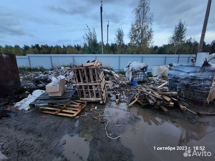 Сломанные палеты, на дрова
