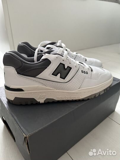 Кроссовки new balance 550 white dark grey