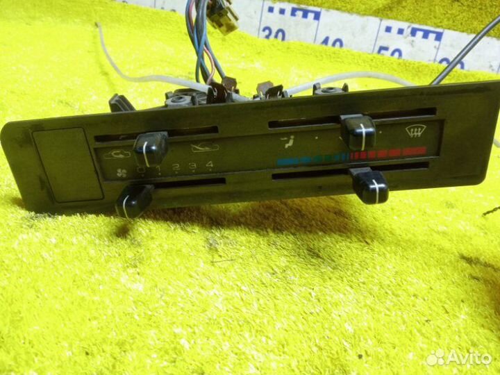 Блок управления климат-контролем передний Nissan