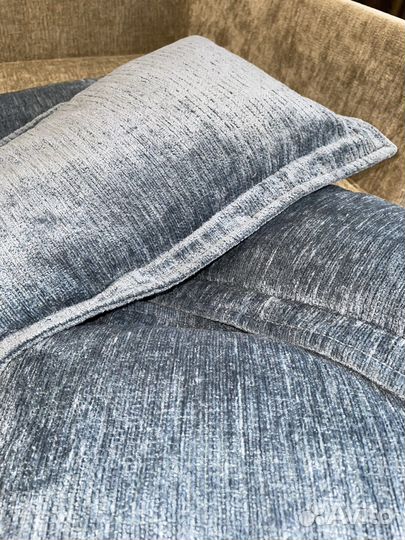 Декоративные подушки на диван