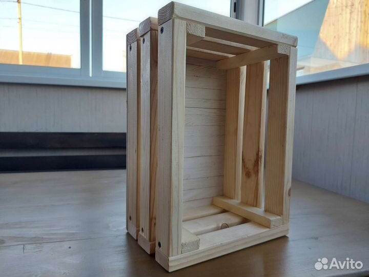 Деревянный ящик