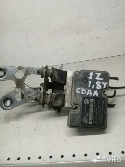 Блок ABS Oktavia 09-13, Golf,Superb 1K0907379AK