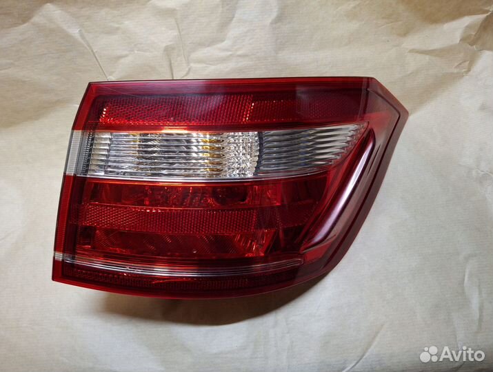 Фонарь наружний правый LADA Vesta