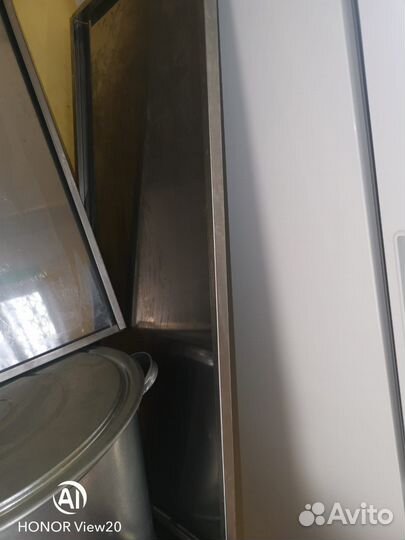 Пластмассовое ведро / стеллажи нержавейка