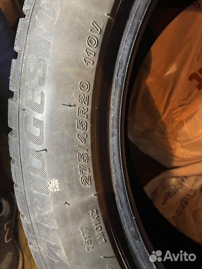 Bridgestone Blizzak LM-001 275/45 R20