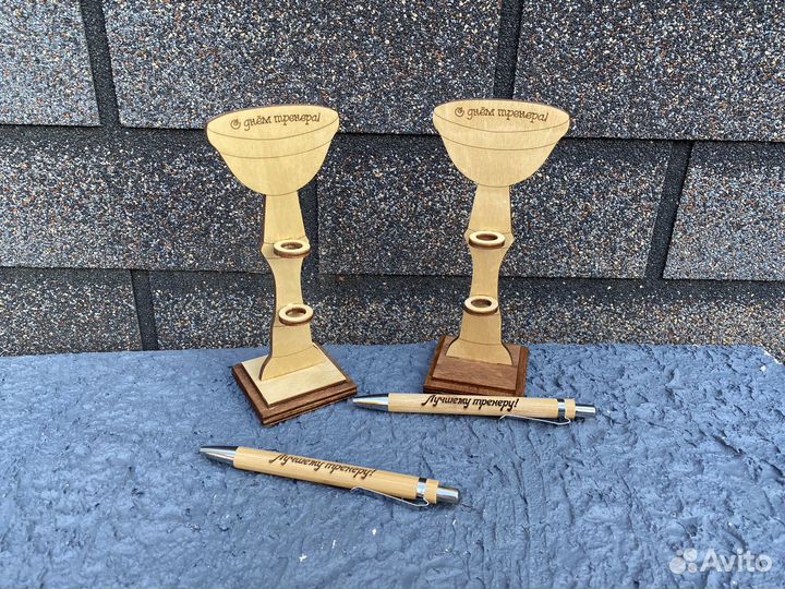 Ручка с подставкой