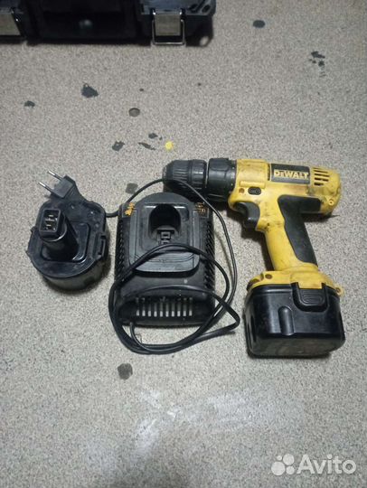 Аккумуляторный шуруповёрт DeWalt