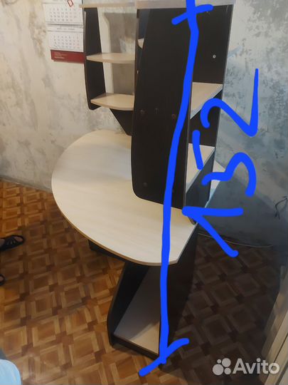 Компьютерный стол