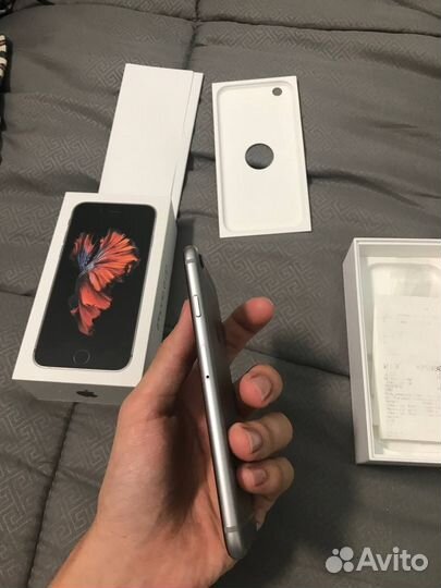 iPhone 6S, 32 ГБ