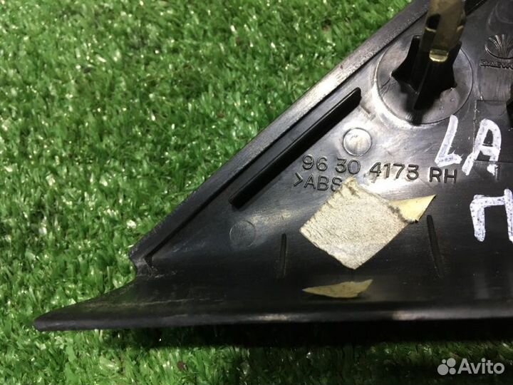 Крышка зеркала передняя правая Chevrolet Lanos