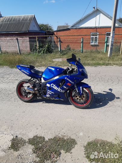 Suzuki GSX-R750Y