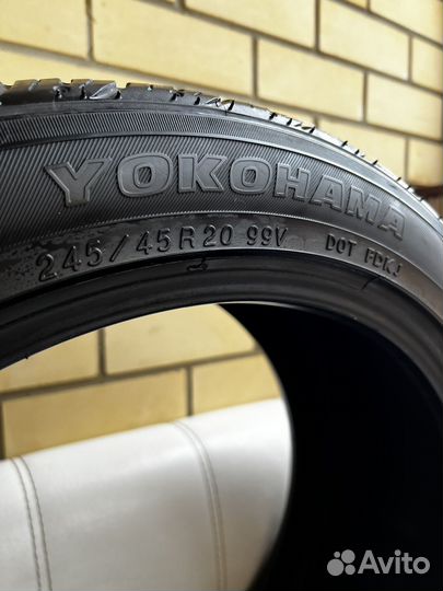 Yokohama Parada Spec-X 245/45 R20 V