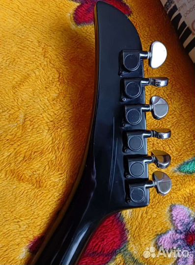 Электро гитара kramer