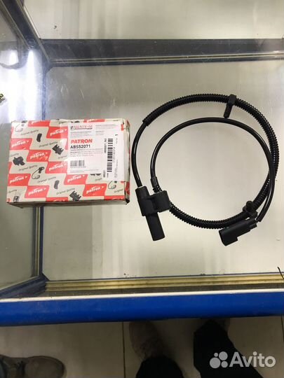 Датчик абс задний Ford