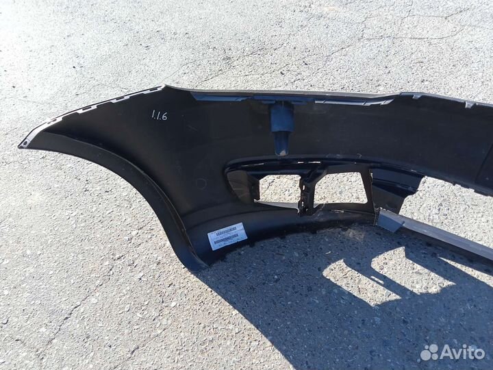 Бампер передний Volkswagen Touran 2 2010-2015