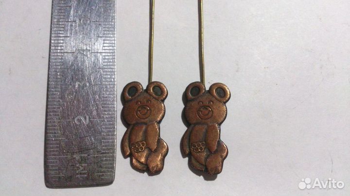Две булавки с Олимпийским Мишкой
